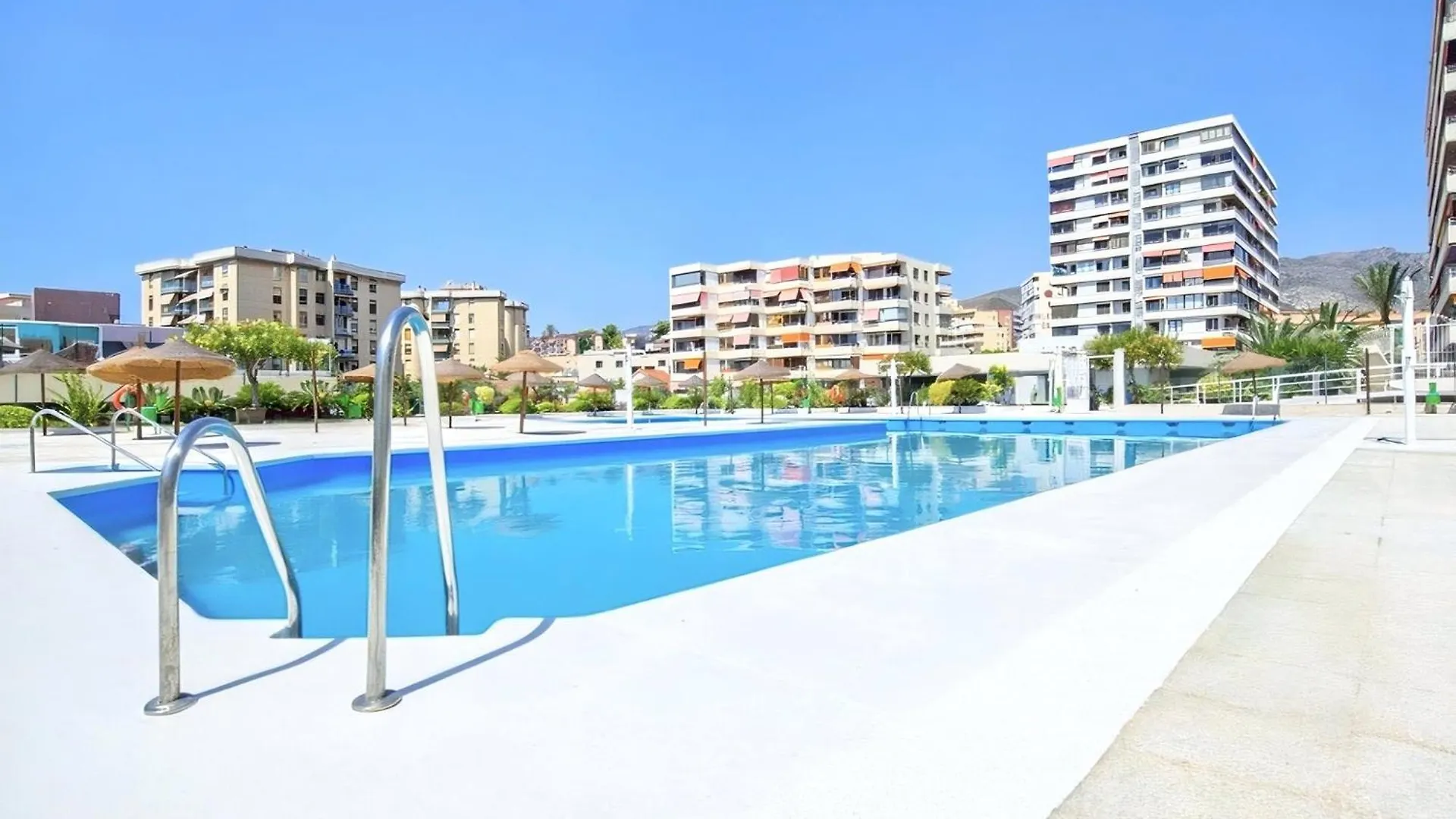 Lucia - La Nogalera - 2 Bedrooms Torremolinos Apartment